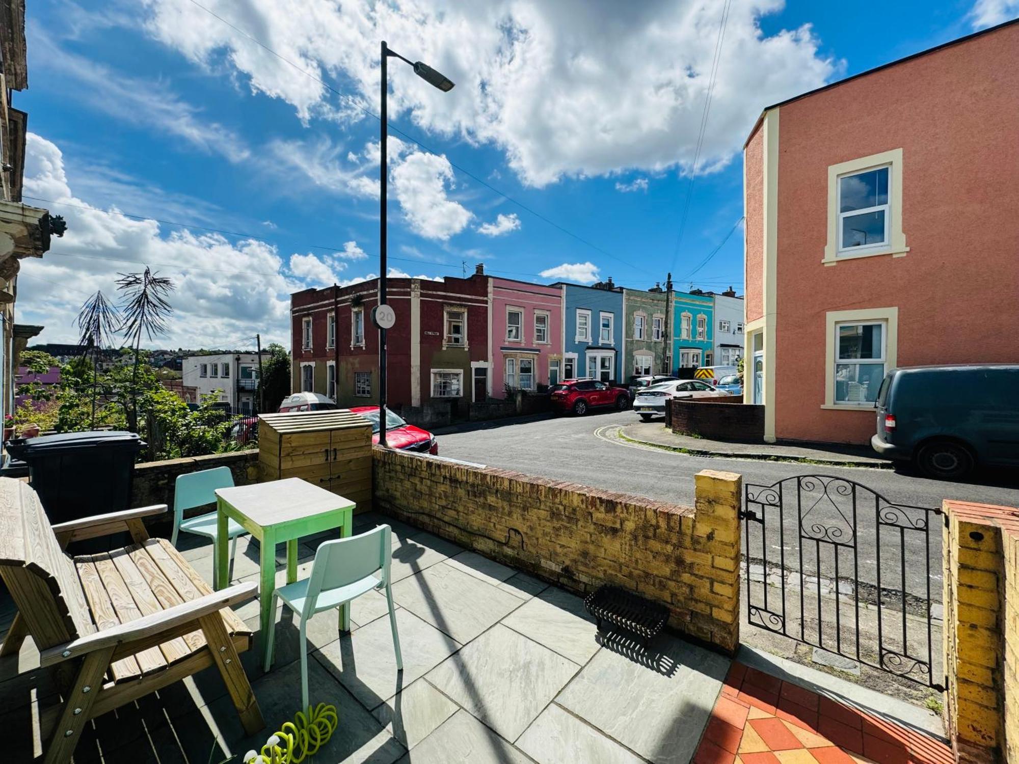 Totterdown'S Modern & Vintage Inspired Home 布里斯托 外观 照片